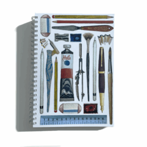 Carnet de dessin A5, blanc avec motifs d'outils artistiques peint à l'aquarelle.